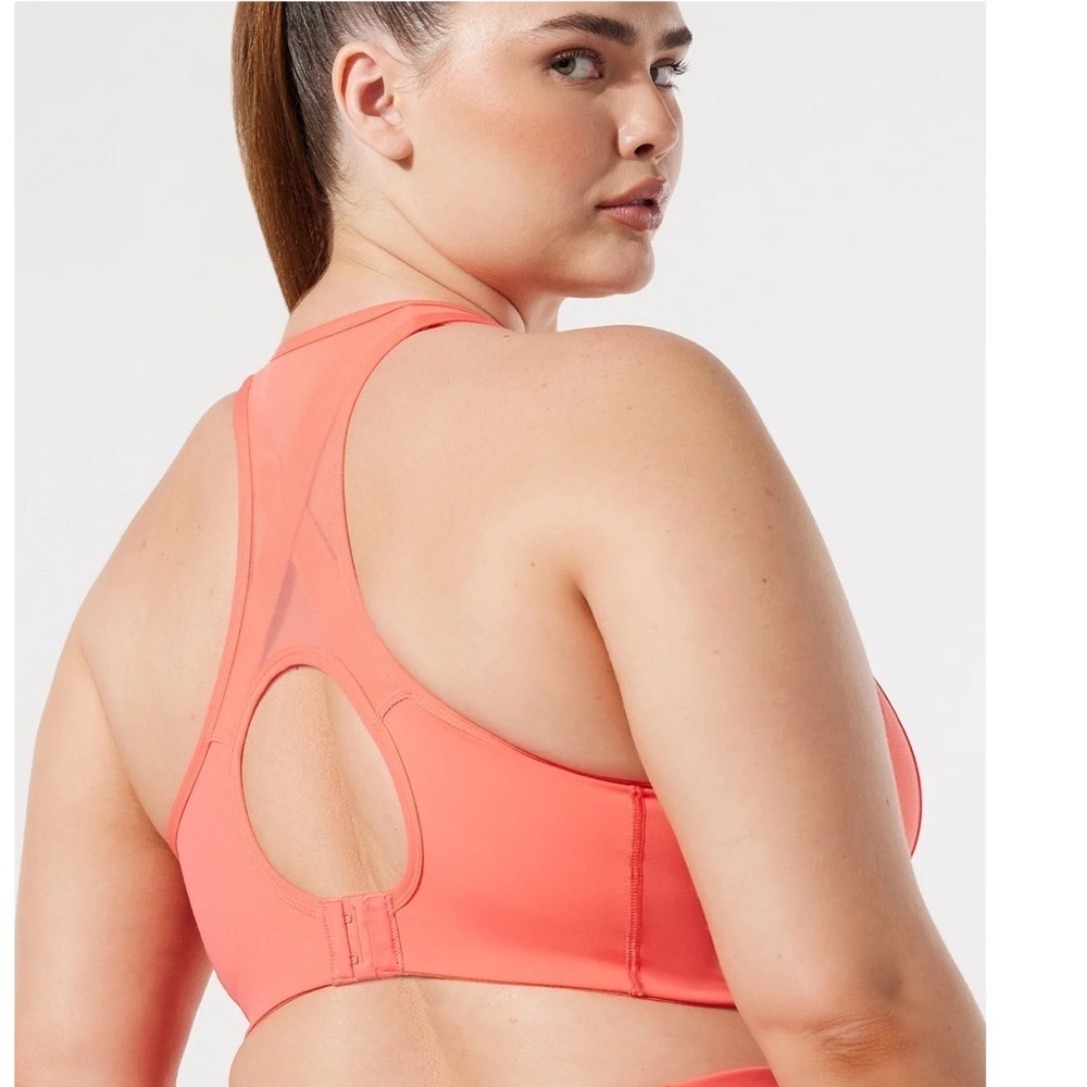 BREAKTHRU HIGH-IMPACT SPORTS BRA - Picture 2 of 11